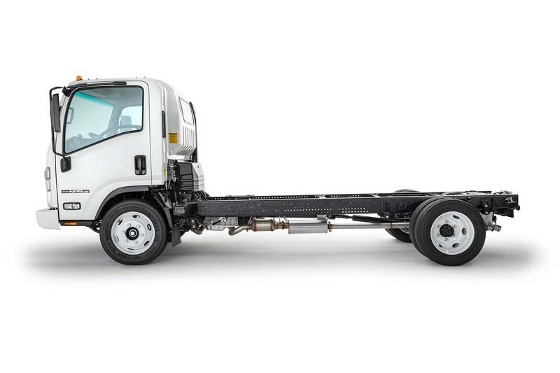 2024 ISUZU NPR HD - image 2 of 5