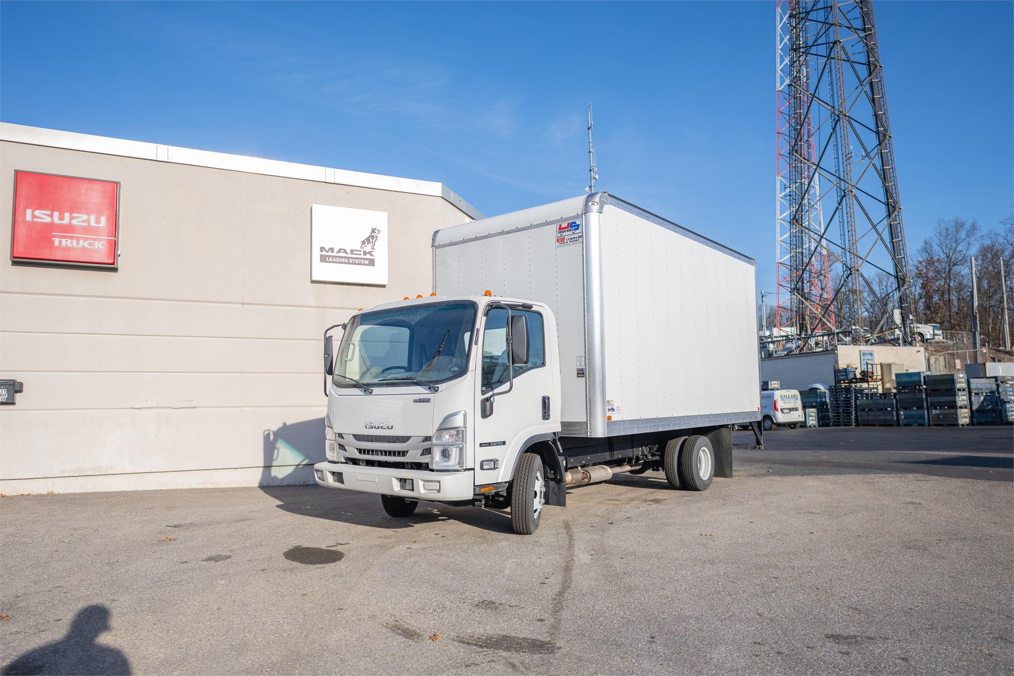 2024 ISUZU NPR - image 1 of 6