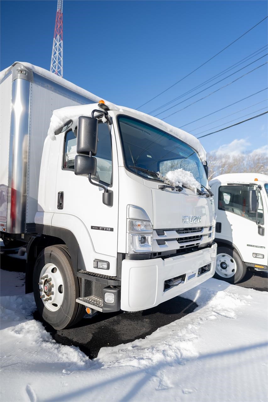 2024 ISUZU FTR - image 5 of 6