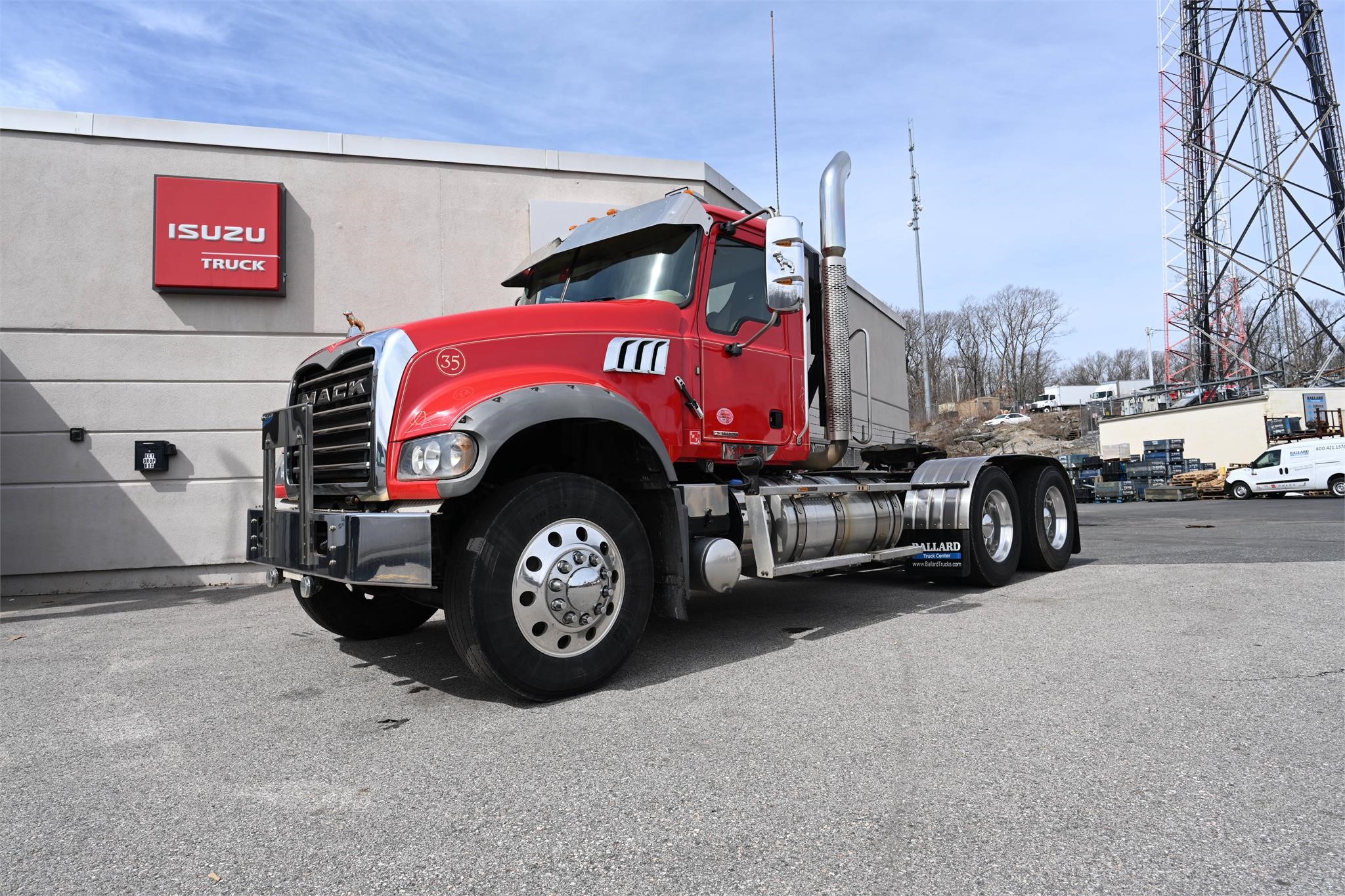 2019 MACK GRANITE 64FT - image 1 of 6