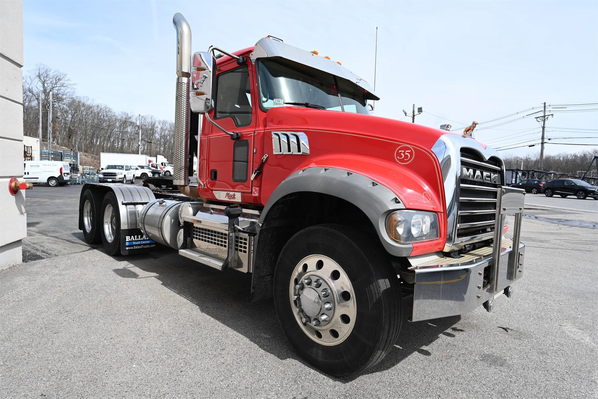 2019 MACK GRANITE 64FT - image 3 of 6