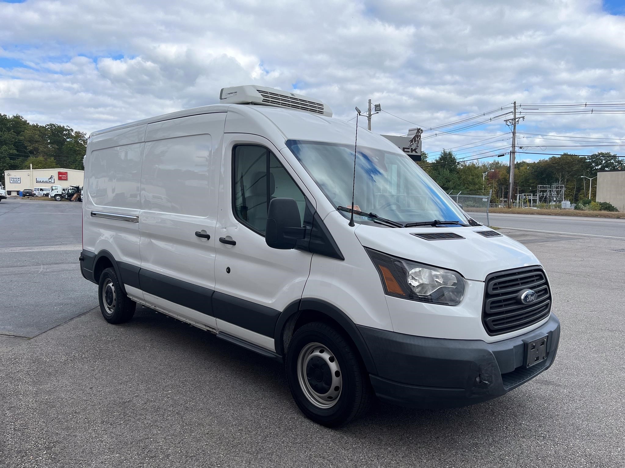 2016 FORD TRANSIT - image 3 of 6