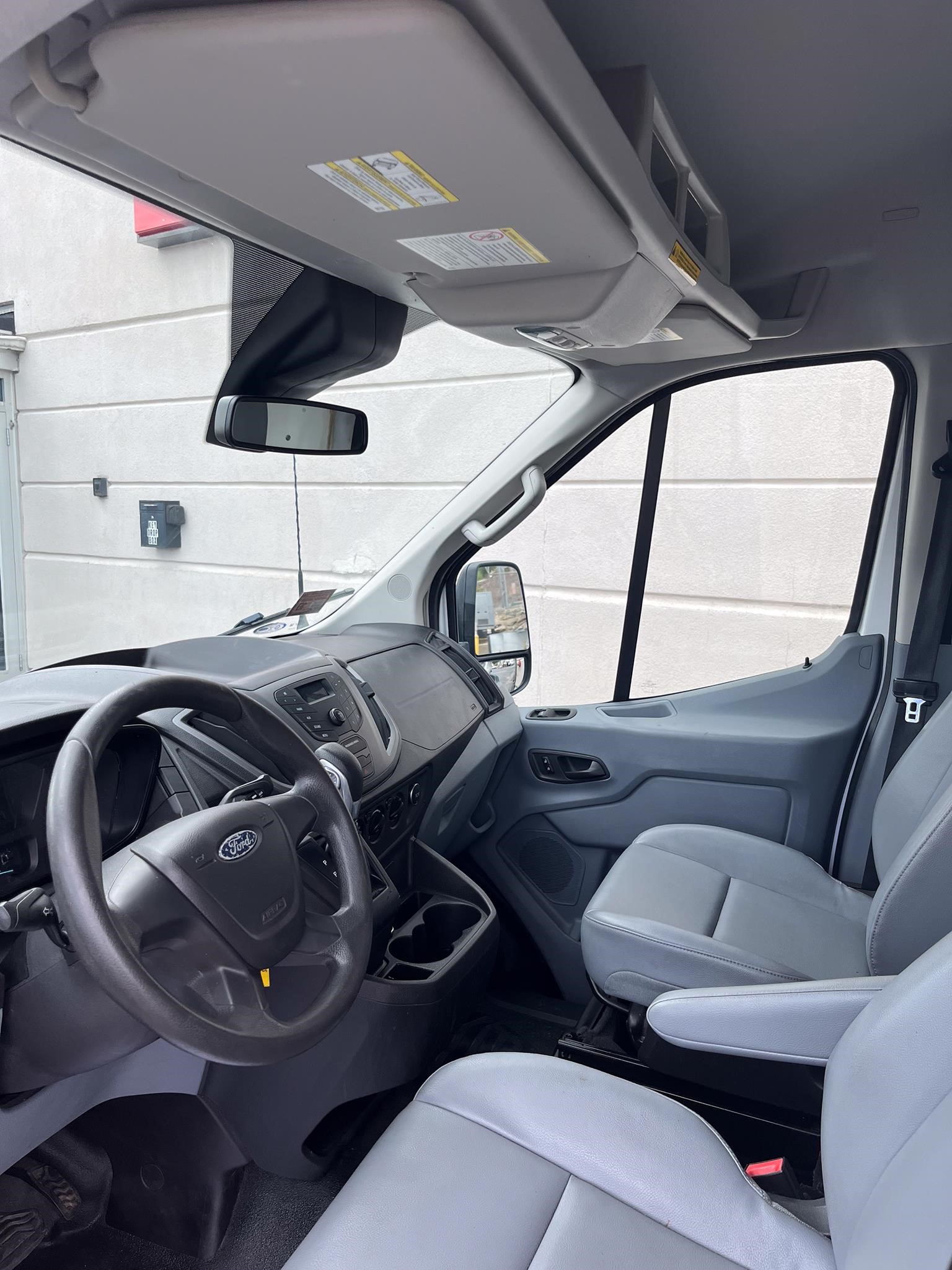 2016 FORD TRANSIT - image 6 of 6