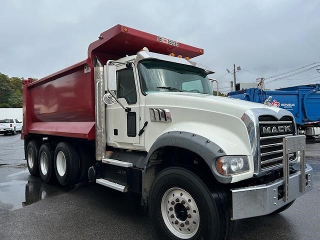 2023 MACK GRANITE 64FR - image 2 of 6