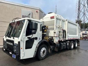 2022 MACK LR64 9025509331