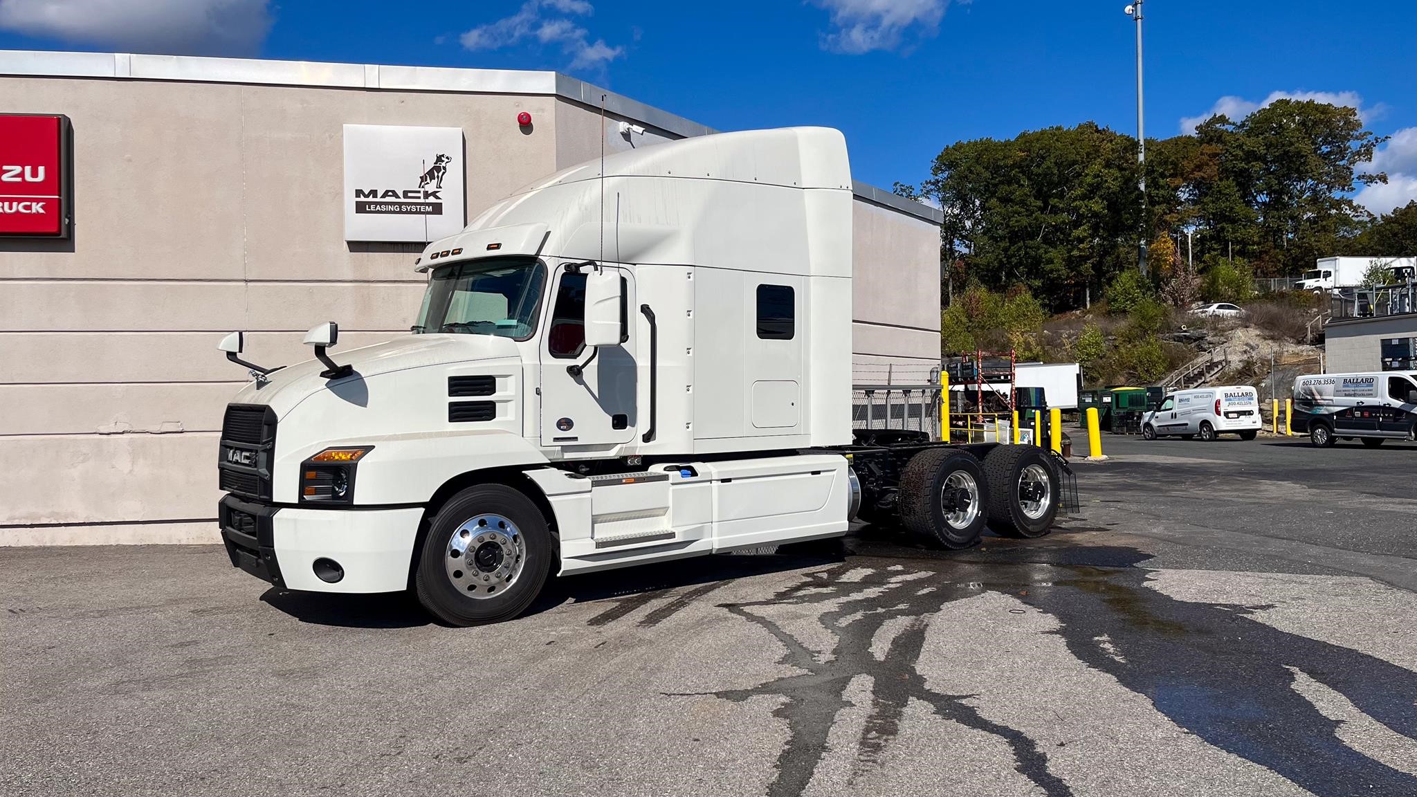 2025 MACK ANTHEM 64T - image 1 of 6