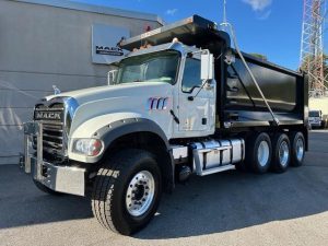 2022 MACK GRANITE 64FR 9025831178