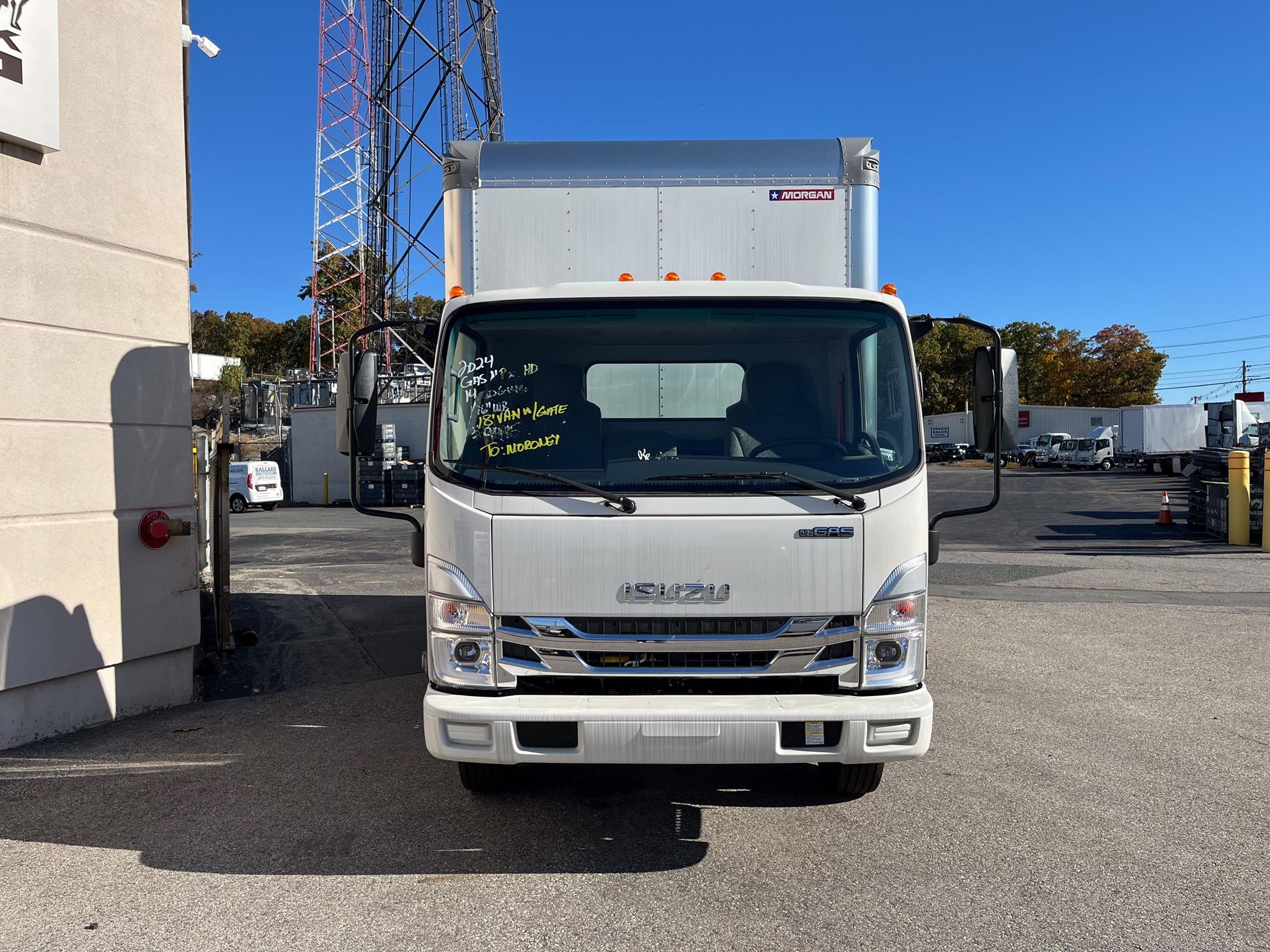 2024 ISUZU NPR HD - image 2 of 6