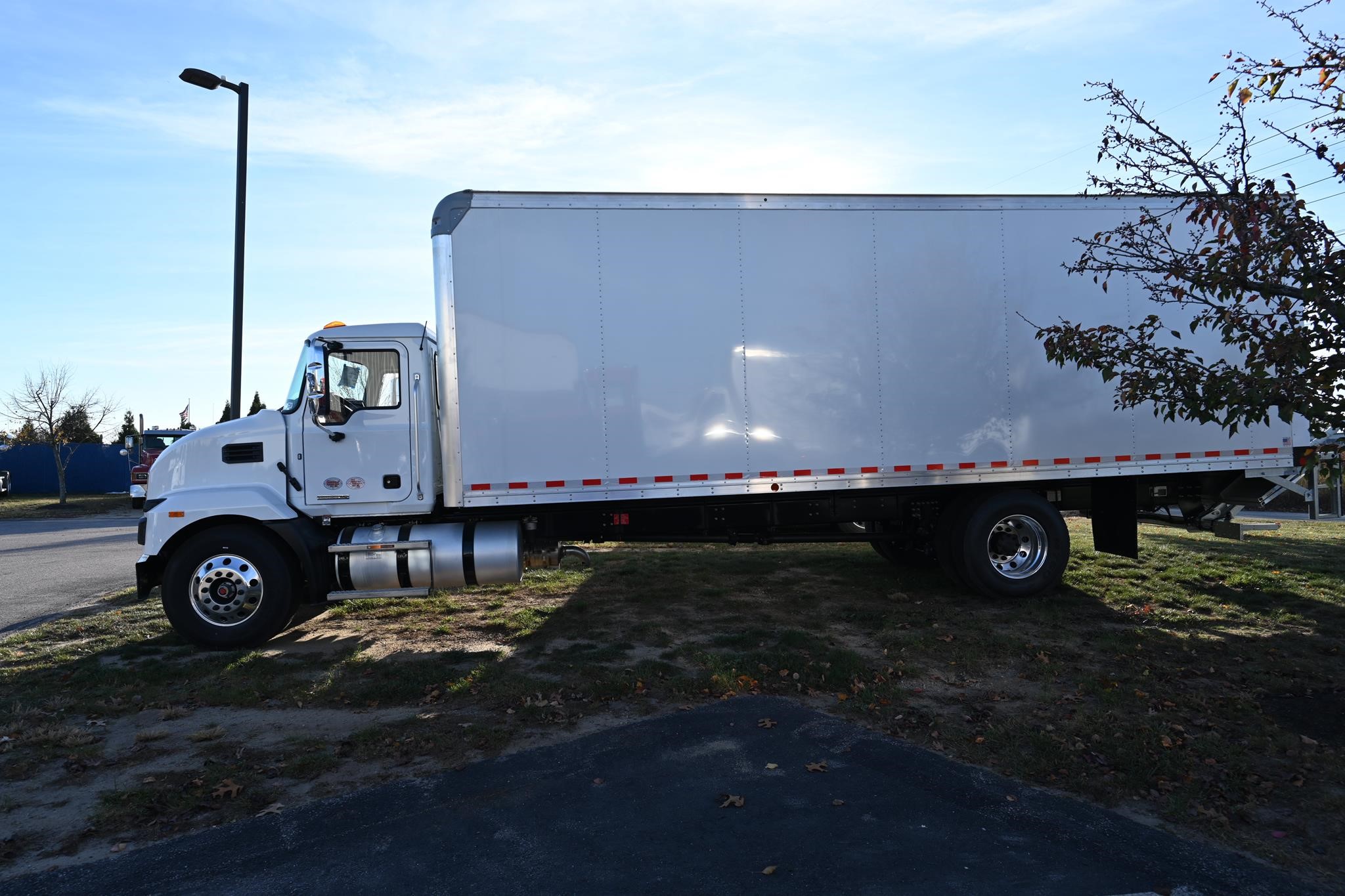 2025 MACK MD6 - image 6 of 6