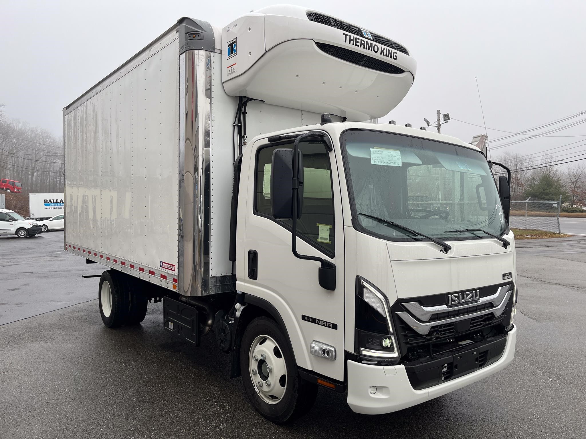 2025 ISUZU NRR - image 4 of 6