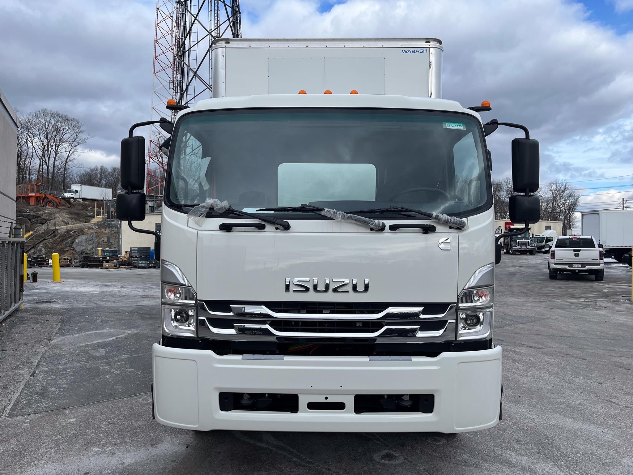 2025 ISUZU FTR - image 2 of 6